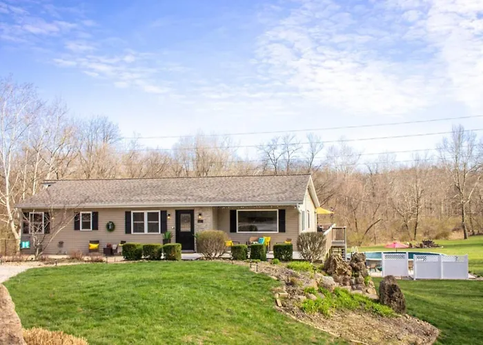 Holiday home Spacious Family Getaway - Pool, Hot Tub, Games, Gym