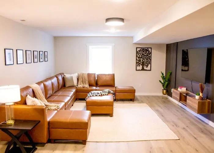 Holiday home Spacious Family Getaway - Pool, Hot Tub, Games, Gym