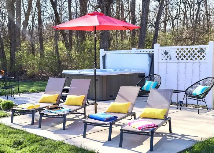 Holiday home Spacious Family Getaway - Pool, Hot Tub, Games, Gym